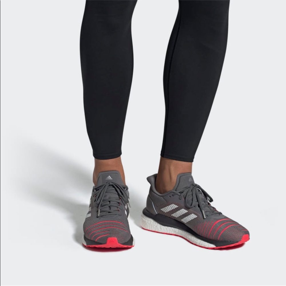 adidas Men's Solar Drive, Grey/white/red size 9